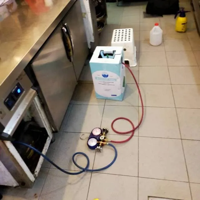 Undercounter chiller gas recharge